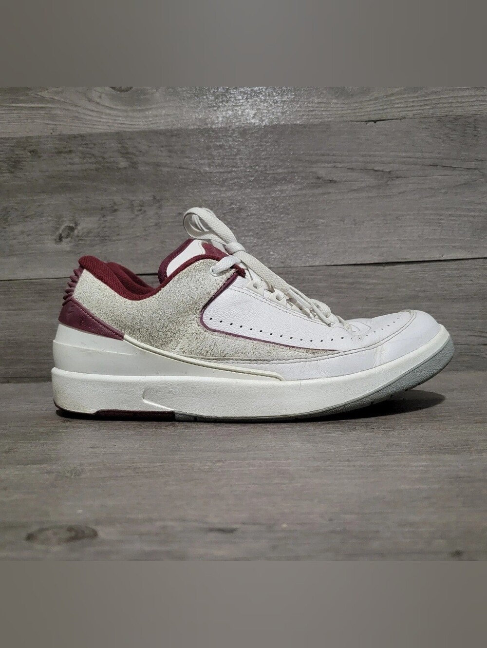 Air Jordan 2 Retro Low 'Cherrywood' Men's Size 10.5 Shoes DV9956-103